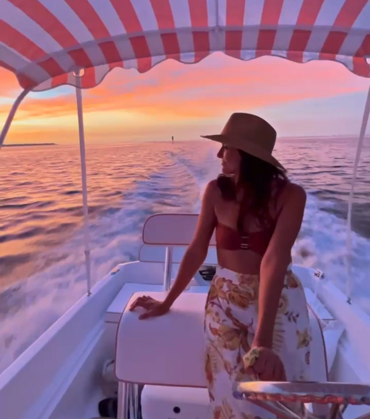 Golden Hour Escape (Sunset) Golden Hour Escape (Sunset)